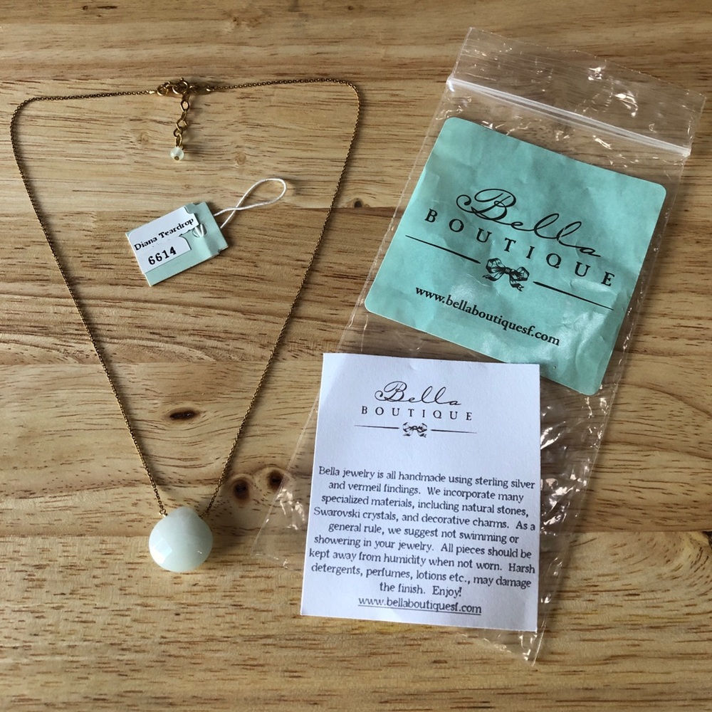 Bella Boutique Diana Teardrop Necklace